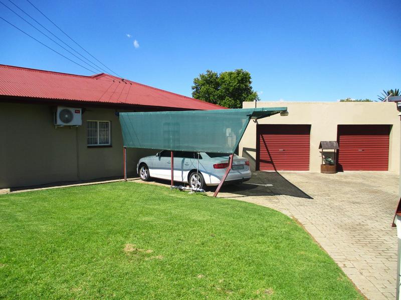 4 Bedroom Property for Sale in Hospitaalpark Free State
